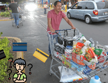 Hombre fuera de centro comercial. EL INFORMADOR / ARCHIVO