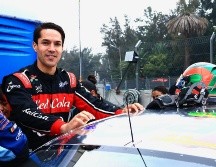 El líder actual del campeonato, Salvador de Alba Jr., subió a su auto para marcar el mejor tiempo de la práctica de clasificación, lo cual le dio el primer puesto de salida para la carrera a 30 minutos. CORTESÍA