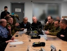 El primer ministro Benjamín Netanyahu siguió el ataque junto al ministro de Defensa, Yoav Gallant, este sábado, en la base militar de Kyria en Tel Aviv EFE/ Oficina del Primer Ministro Israelí