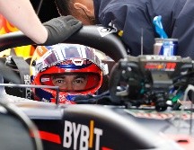 Red Bull sigue sin encontrar la puesta a punto adecuada para el mexicano quien durante el fin de semana batalló con el rendimiento. EFE/ M. Guzmán