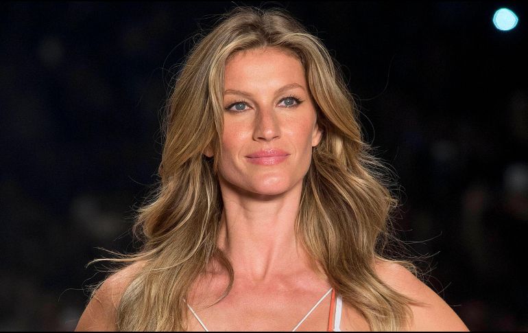Una fuente cercana a la supermodelo reveló que está en espera de su tercer bebe. AP/ARCHIVO