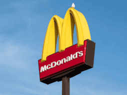 La víctima comenzó a sentirse enferma pocos días más tarde y sufrió de fiebre, vómitos, diarrea y dolorosos calambres estomacales. Pixabay.