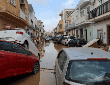 Vista general de una de las calles de Valencia tras la caída de la DANA. EFE / Miguelina Galiano
