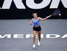 Con la esperanza de mantener el paso y conseguir el empate, Ana intentó frenar el ataque de Sorribes, sin embargo, la española no se doblegó. ESPECIAL / Mérida Open
