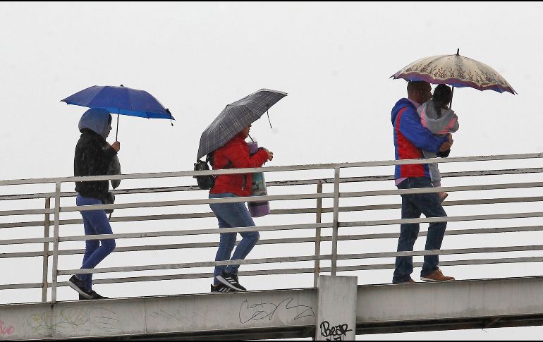 Un canal de baja presión se extenderá sobre el oriente y sureste del país, en combinación con inestabilidad en altura. EL INFORMADOR / ARCHIVO