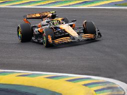 El piloto británico Lando Norris de la escudería McLaren fue el ganador del sprint previo al  Gran Premio de Brasil del día de mañana. EFE/ Andre Coelho
