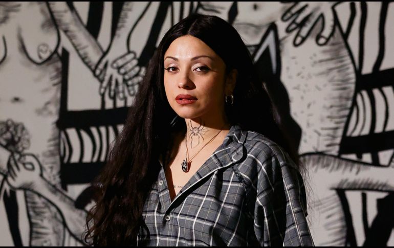 Mon Laferte. La cantante chilena asegura que el movimiento feminista ha avanzado mucho, pero aún quedan pendientes y un mejor entorno social para avanzar. EFE/E. González