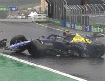 A falta de 36 vueltas, las acciones en Interlagos se detuvieron, con Esteban Ocon como líder momentáneo de la carrera. ESPECIAL / X / @F1