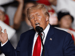 Donald Trump dijo que impondría ese porcentaje, si México no “frena el paso de criminales y drogas”. EFE / ARCHIVO