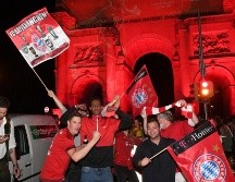 Aficionados del Bayern Múnich en Alemania celebrando la victoria del club. ARCHIVO / AP Foto
