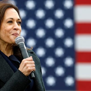 Kamala Harris anticipa elecciones reñidas y llama a la calma ante el conteo de votos