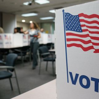 Harris gana California, Oregon y Washington; recorta la ventaja de Trump