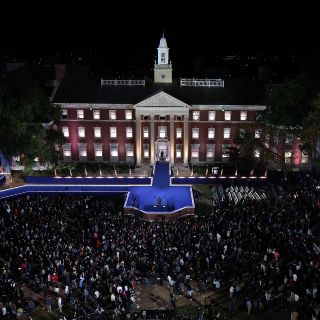 Kamala Harris cancela su discurso tras clara desventaja frente a Trump