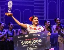 La joven de 24 años de edad también recibió un premio económico de 100 mil pesos. EL INFORMADOR/A.NAVARRO