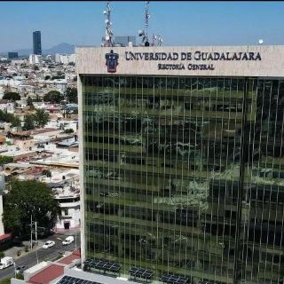 Van cinco por Rectoría de UdeG