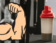 Los licuados de proteína suelen consumirse después del entramiento de fuerza. PEXELS / CANVA