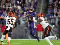 Lamar Jackson terminó con cuatro touchdowns. AP/S. Scarbrough