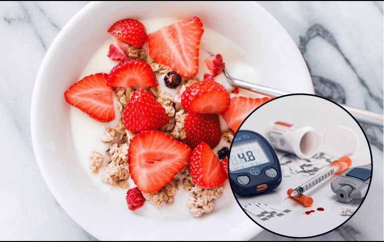 Añadir miel o granola a la fruta debe ser una práctica moderada, pues estos no dejan de ser carbohidratos. ESPECIAL/Imagen de Liz Toms en Pixabay/Imagen de Steve Buissinne en Pixabay