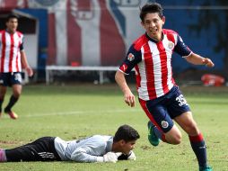 Ricardo Peláez llevó a Alexis Gutiérrez en el Torneo Apertura 2019 de Chivas a Cruz Azul. IMAGO7