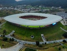 Ni las personas que viven relativamente cerca del inmueble pueden salvarse del caótico arribo. IMAGO7.