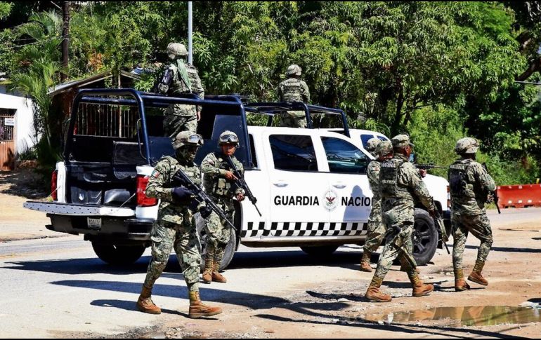 En la persecución, este tomó la avenida Álvaro Obregón, en sentido contrario, en un intento por eludir a los elementos de la Guardia Nacional. SUN / ARCHIVO