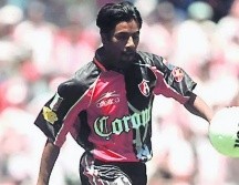César Andrade perdió la pierna derecha y la oportunidad de continuar su prodigiosa carrera en el futbol. ESPECIAL.