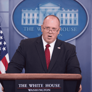 Tom Homan asegura que gobierno de Trump acabará con los cárteles de México