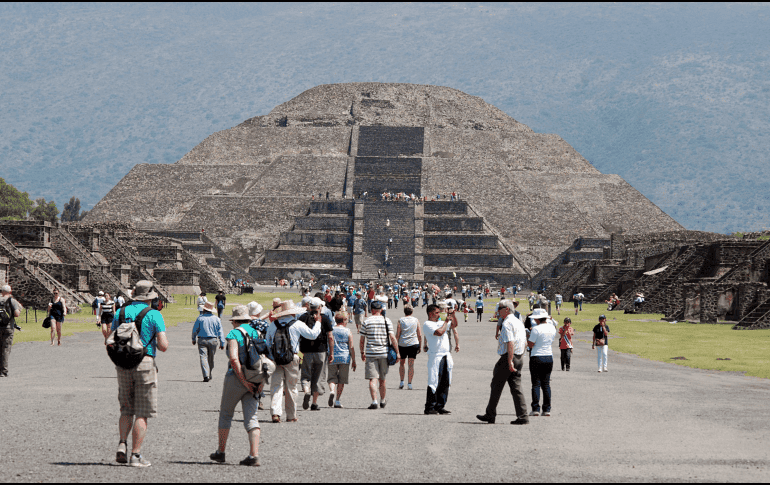 Las principales nacionalidades de los turistas que llegaron a México fueron estadounidenses (64.1%), canadienses (11.2%), colombianos (2.8%), ingleses (2.1%) y españoles (1.7 por ciento). NTX / ARCHIVO