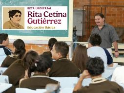 La beca tiene la finalidad de otorgar apoyo económico inicialmente a los estudiantes de secundaria. EL INFORMADOR / ARCHIVO