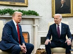 En la reunión de protocolo para el cambio de administración, sostuvieron una charla de más de dos horas. EFE