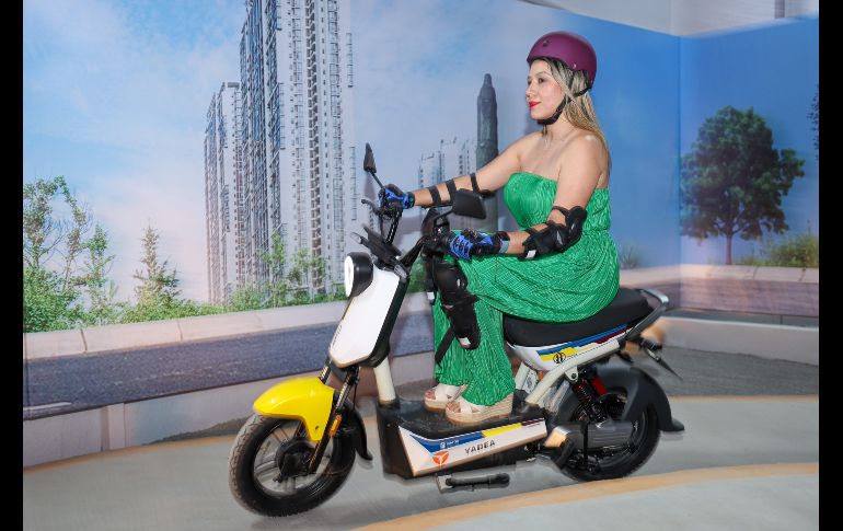 La marca de origen chino Yadea, líder mundial en investigación, desarrollo y producción de vehículos eléctricos completos de dos ruedas y sus componentes, inauguró el día de hoy su primera agencia en Guadalajara de la mano de la firma jalisciense Suomi. EL INFORMADOR / H. Figueroa