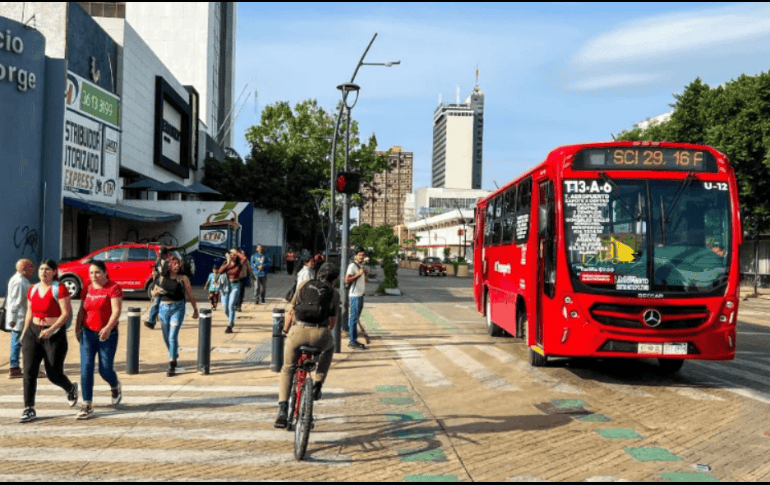 La carrera iniciará en los carriles centrales de la avenida Dr. Roberto Michel. EL INFORMADOR/ARCHIVO.