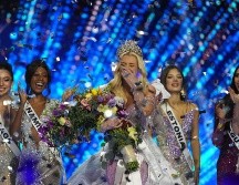 Theilvig ha hecho historia al convertirse en la primera mujer danesa en llevarse la corona de Miss Universo, superando a más de 120 participantes de todo el mundo en el certamen realizado en la Ciudad de México. AP/Fernando Llano