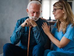 La demencia vascular es una enfermedad seria, pero a menudo prevenible con hábitos saludables y atención médica adecuada. CANVA