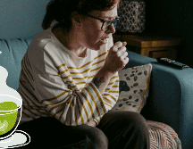 La resequedad puede estar asociada a múltiples factores, como el clima seco, la deshidratación, el uso excesivo de la voz, alergias o infecciones leves. UNSPLASH / A. SPRATT