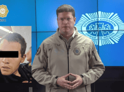 El titular de la SSC de la CDMX compartió que el hombre detenido ayer en el metro Tacubaya por agredir a cuatro personas con un cuchillo también fue llevado a un hospital psiquiátrico para su valoración. X -TWITTER-/ pablovazc/ ESPECIAL