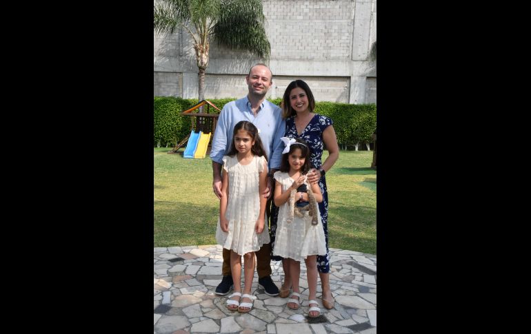 Uriel González, Carmen Méndez, Sofi y Majo González. GENTE BIEN JALISCO/ M. Rached