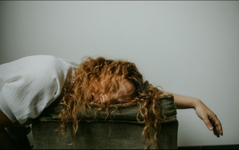 La psicología pone el foco en seis rasgos que distinguen a la mayoría de las personas que de niños no colaboraban en las tareas del hogar ni tuvieron responsabilidades. ESPECIAL/Foto de Sinitta Leunen en Unsplash