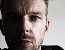 Son pequeños espasmos o contracciones en los músculos al rededor de los ojos y ocurren de manera involuntaria. ESPECIAL/ Imagen de Sammy-Sander en Pixabay