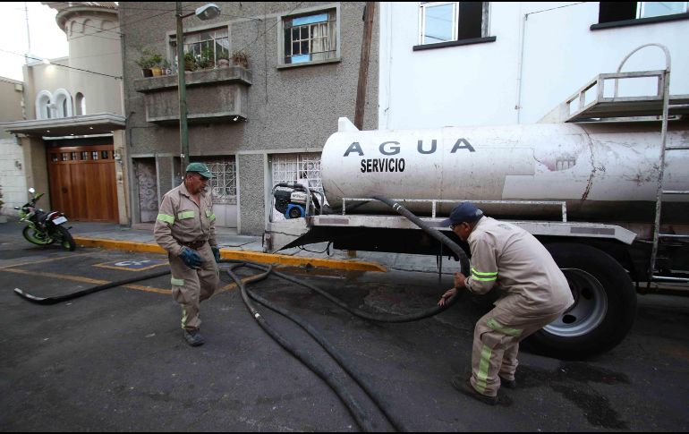 Se suministrará agua potable mediante pipas de manea gratuita. SUN / ARCHIVO