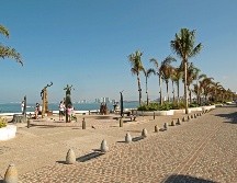 Al municipio se estima que llegarán entre 3.3 y 3.8 millones de turistas extranjeros al finalizar el año, con lo que esperan recaudar alrededor de 500 millones de pesos anuales. EL INFORMADOR / ARCHIVO