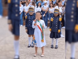 El video del desfile rápidamente se viralizó en redes sociales. ESPECIAL.