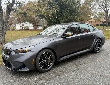 BMW M5. El sedán cuenta con 727 caballos de fuerza. CORTESÍA