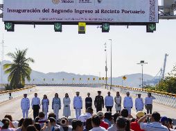 Una vez concluido en 2030, el puerto tendrá capacidad para mover cinco millones de contenedores anuales, un millón más que el actual puerto de Manzanillo. SUN/H. Salvador