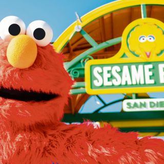 Diviértete con “Elmo” y las fabulosas orcas en San Diego