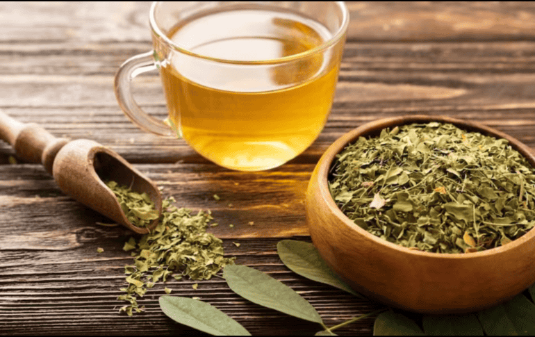 Las hojas de laurel, además de ser un condimento popular en la cocina, contienen propiedades medicinales. Freepik