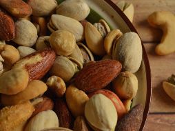 Ante cualquier duda que tengas en torno a tu alimentación puedes consultar al médico, para que te indique según tu caso personal. ESPECIAL / CANVA