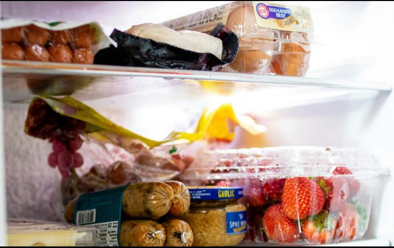 Los alimentos perecederos deben ser conservados de forma correcta, ya que así se garantiza la calidad de los mismos. ESPECIAL/ Foto de Darrien Staton en Unsplash