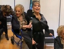 En el video, publicado en la cuenta de Instagram de Alejandra Guzmán, se ve a Silvia Pinal sentada en una silla de ruedas, elegantemente vestida y con un gran ánimo. Instagram/ @laguzmanmx.