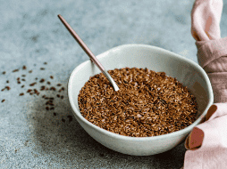 Estas semillas provienen de la planta de Lino. UNSPLASH / M. SICARD